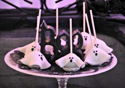 Dee Kay Events | Spooktacular Dessert Table Halloween Bar I Cake Pops